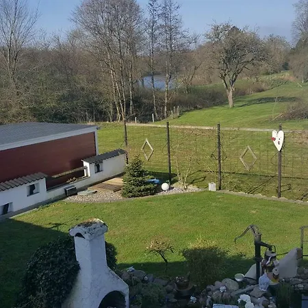 Seeblick Apartment Gluecksburg